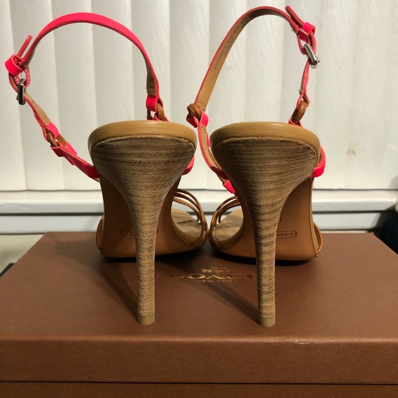 Coach Lana Sandals - Picture 3 of 3